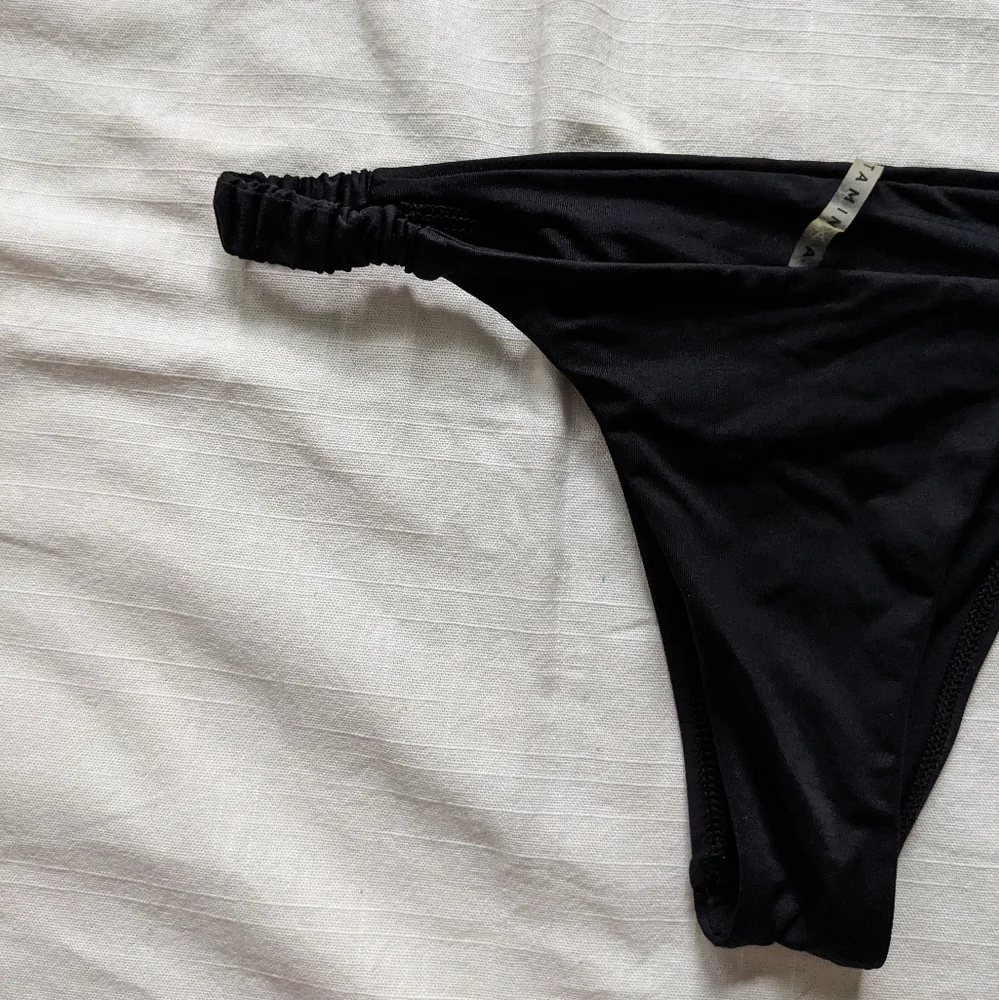 Vitamin A Lennon Bikini Set - Picture 5 of 7